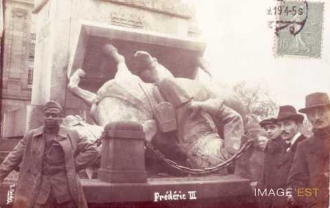 Statue équestre de Frédéric III (Metz)